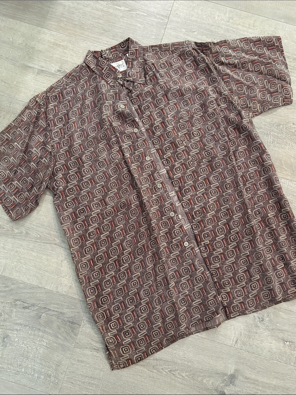 Vintage Men’s Silk Short-Sleeve Button-Down